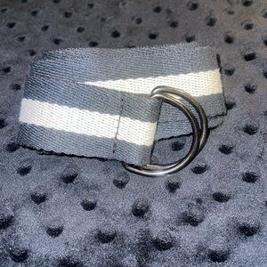 Cloth unisex belt  no option for unisex very nice cloth belt 1.5x 46”